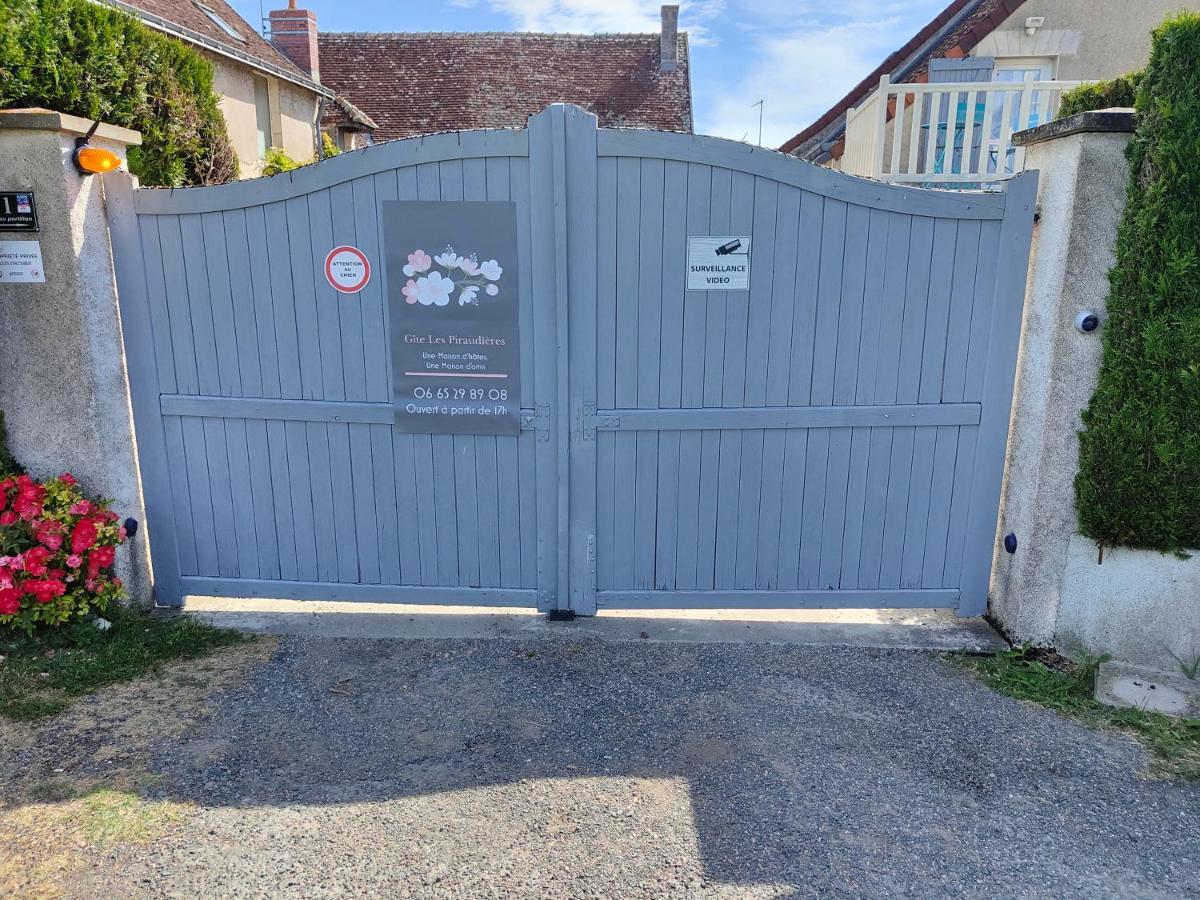 Gite Les Piraudieres Noyant-de-Touraine Εξωτερικό φωτογραφία